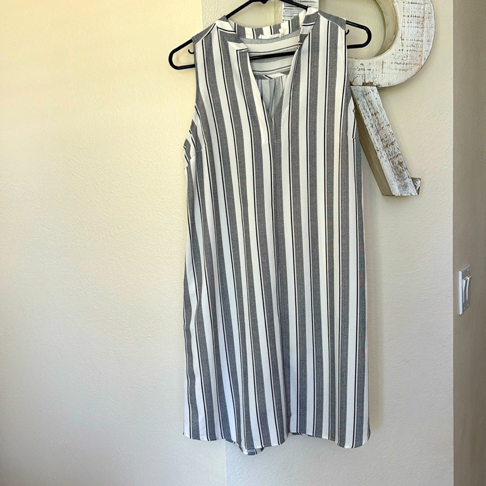 Lush dress with pockets